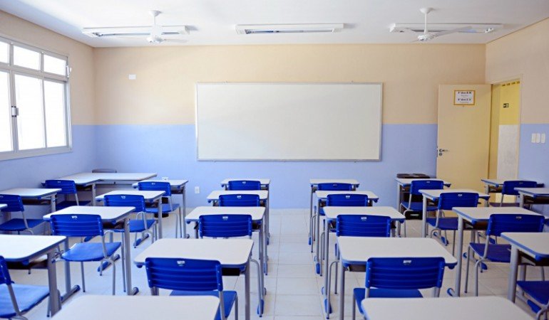 Governo do TO autoriza retomada de aulas presenciais a partir de 8 de fevereiro