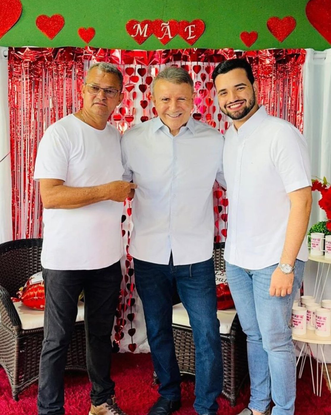 Projeto Amor de Mãe, do Vereador Nonatão da 4, tem presença do Vereador Marcos Júnior e Prefeito Eduardo Siqueira Campos