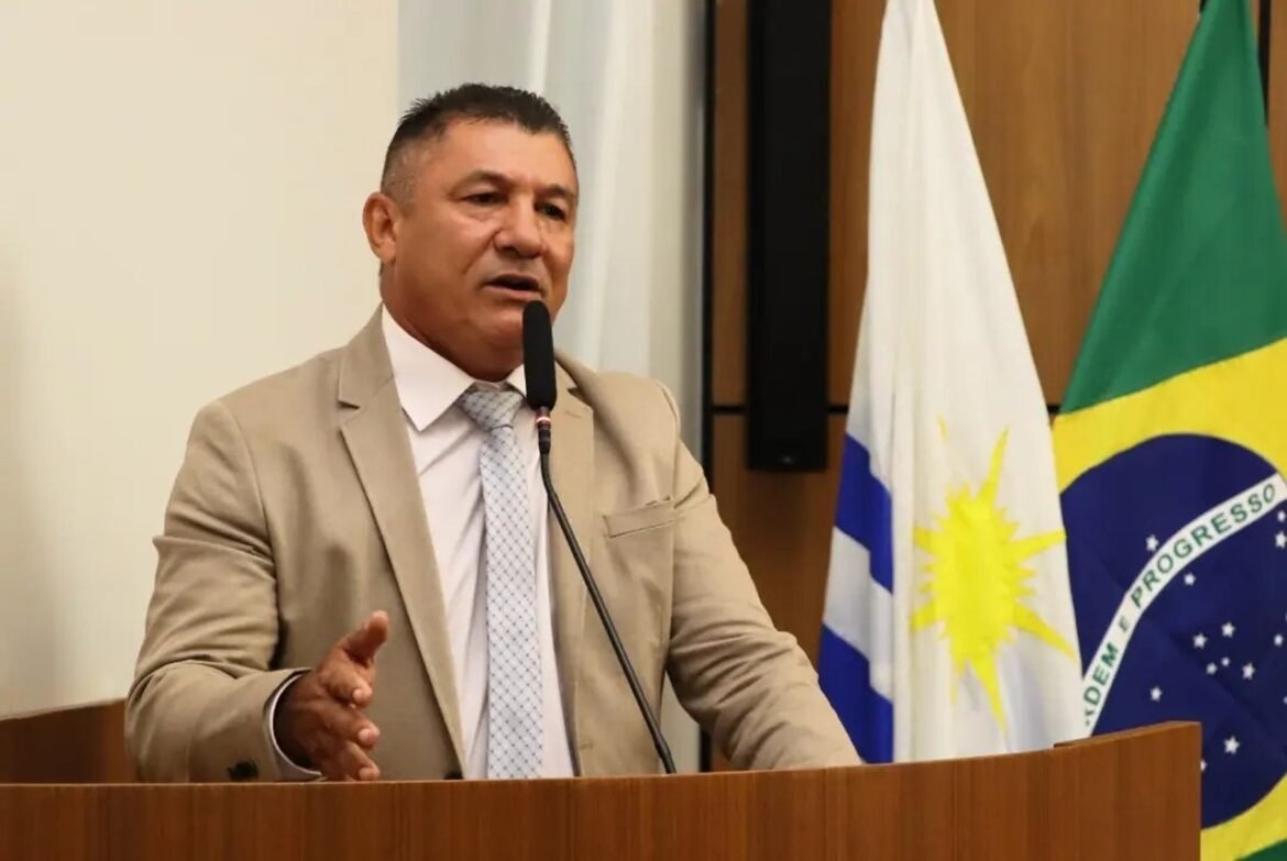 Vereador Márcio Reis solicita construção de praça central na Quadra 1406 Sul, em Palmas