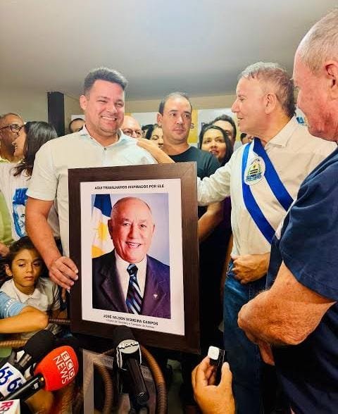 ELEIÇÕES 2026: Destaque na Câmara de Palmas, Walter Viana consolida liderança com apoio de Eduardo Siqueira e ganha força para disputa estadual ou federal