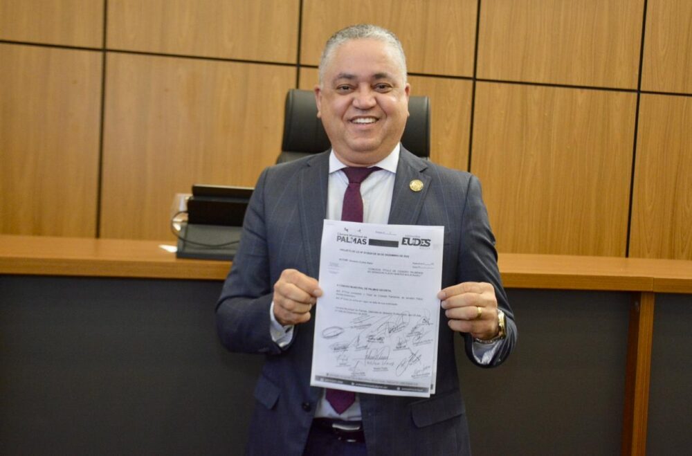 Vereador Eudes Assis apresenta projeto que concede Título de Cidadão Palmense ao senador Flávio Bolsonaro