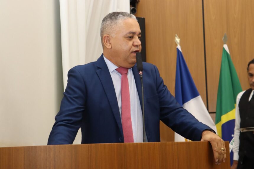 Vereador Eudes Assis solicita limpeza e manutenção de área pública próxima à Igreja São Judas Tadeu, na região norte de Palmas