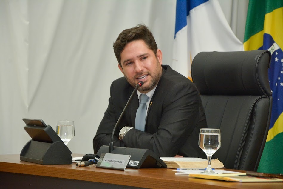 Parceria e comunidade: Miguel Barros propõe revitalização completa da praça da 605 Sul para valorizar espaço de lazer das famílias