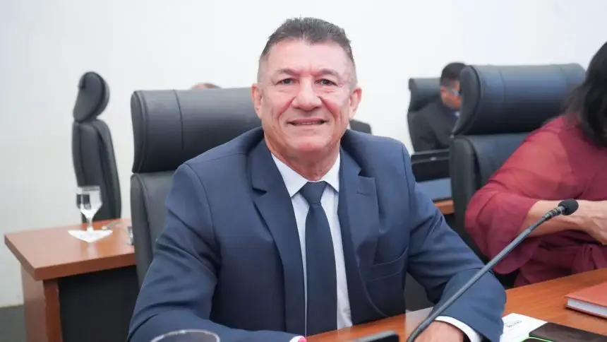 Vereador Márcio Reis vota a favor da atualização do PCCS e do Estatuto da Guarda Metropolitana de Palmas