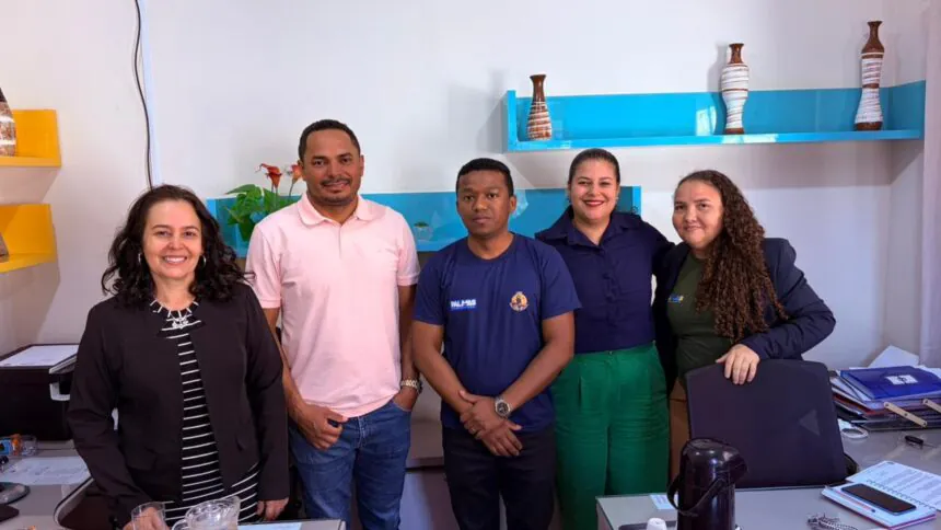 Vereador Josmundo visita CMEI Recanto Infantil no Aureny III e leva pedido de reforma e ampliação à Prefeitura de Palmas