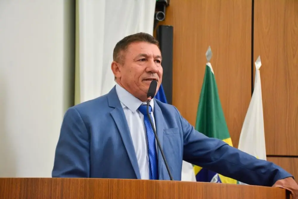 Márcio Reis pede ampliação da rede de água na Baixada do Aureny III para atender moradores de trecho da Avenida M